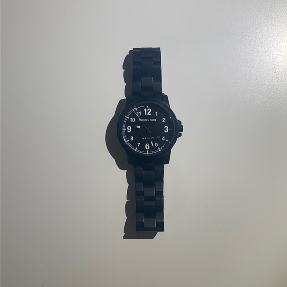 Michael Kors Watch - Picture 1 of 3